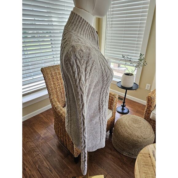 L.L Bean Cableknit Cardigan Sweater Full Zip Women's Size S Beige Preppy - Picture 2 of 8